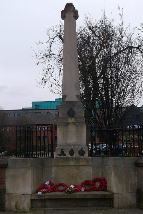 г. Лидс. Военный мемориал Лидсских стрелков.