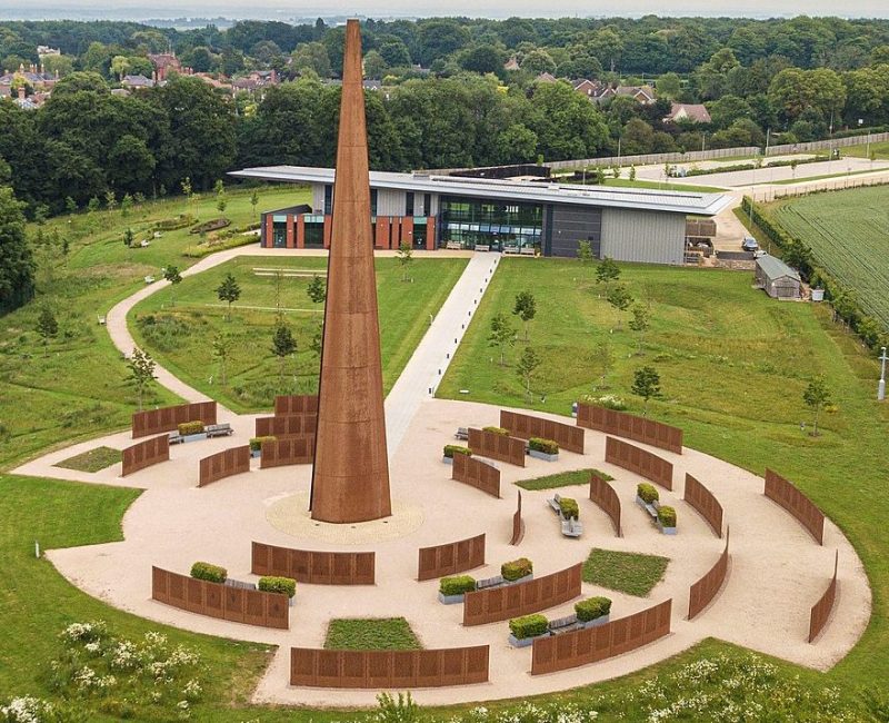 г. Линкольн. Мемориал бомбардировочного командования Линкольншира.