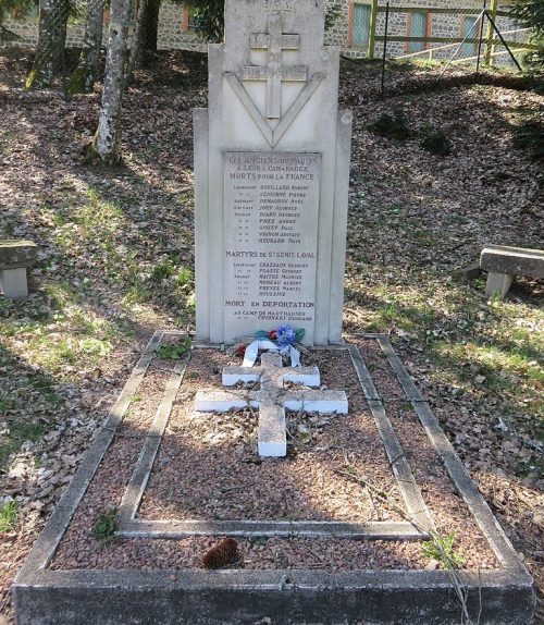 п. Пилон Пине. Памятник Маки.