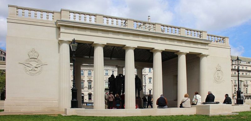 г. Лондон. Мемориал бомбардировочного командования Королевских ВВС.