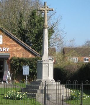 с. Стокенчерч. Военный мемориал. 