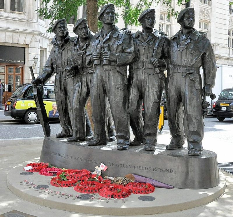 г. Лондон. Мемориал Королевского танкового полка.