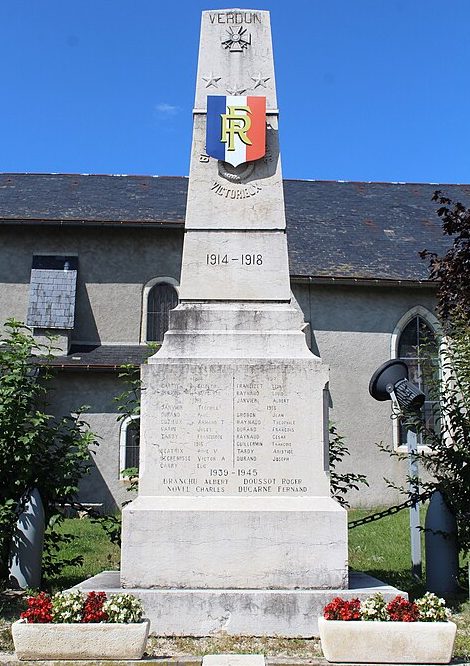 г. Вирьё-ле-Пти. Военный мемориал. 