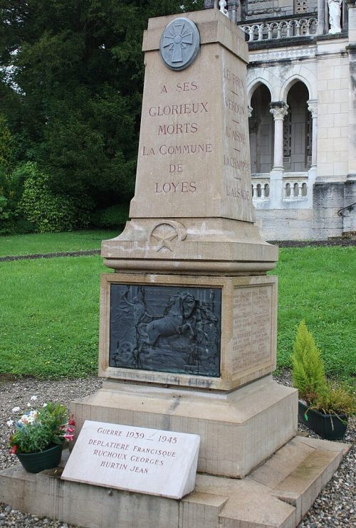 г. Лойеса. Военный мемориал. 