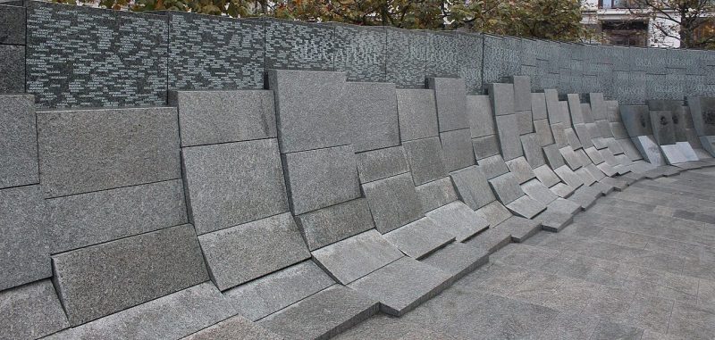 г. Лондон. Австралийский военный мемориал в честь 102 000 австралийцев, погибших в Первой и Второй мировых войнах.