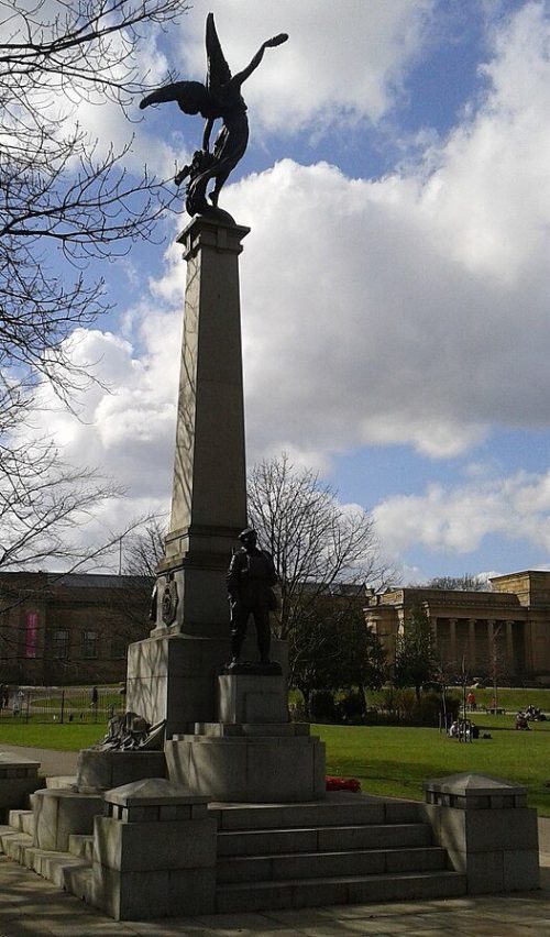 г. Шеффилд. Военный мемориал Йоркского и Ланкастерского полков.