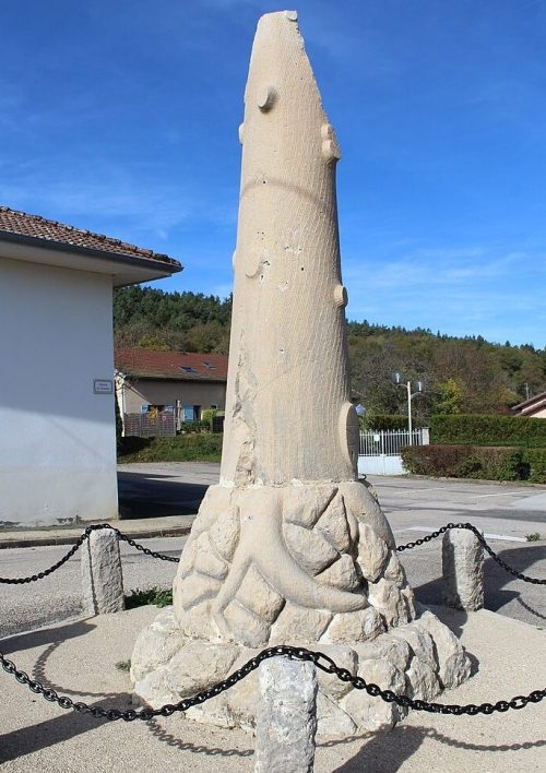 г. Матафелон. Военный мемориал. 