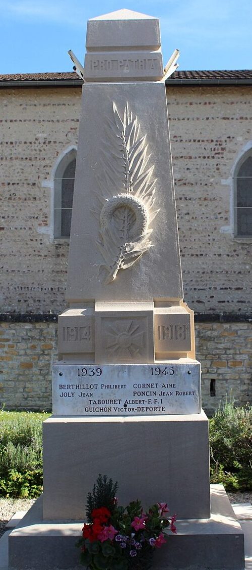 г. Домпьера-сюр-Вейля. Военный мемориал. 