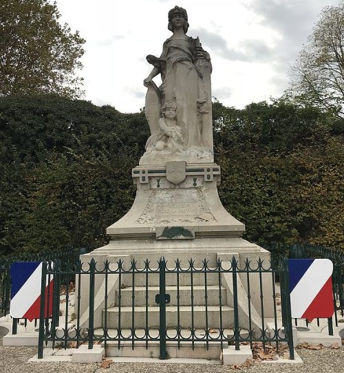 г. Монтлюэль. Военный мемориал 