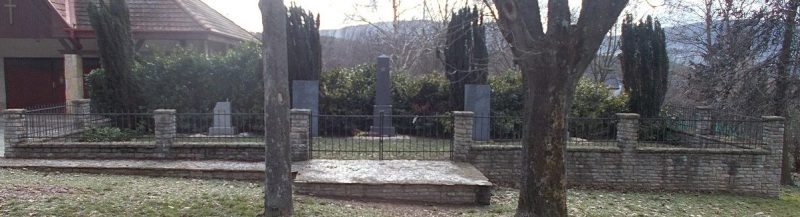 с. Юрём. Советское кладбище.