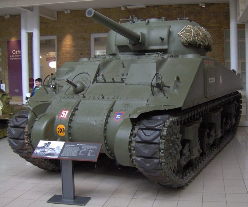 Танк М4 Шерман.