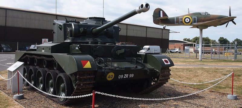 «Стражи ворот» IWM в Даксфорде. 