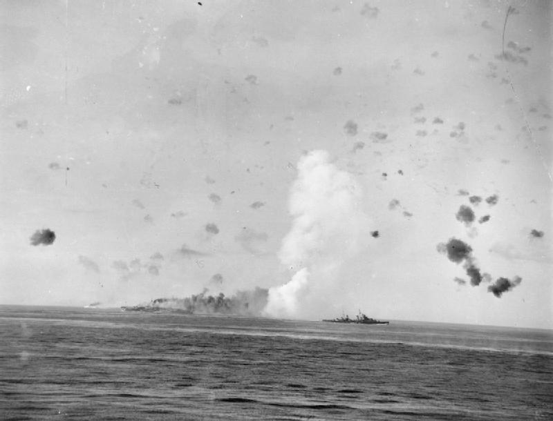 Воздушная атака конвоя. Август 1942 г.