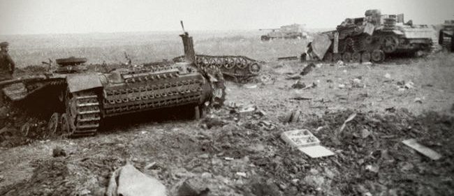 Уничтоженные немецкие танки-роботы B-IV и танки управления Pz.Kpfw. Курская дуга.