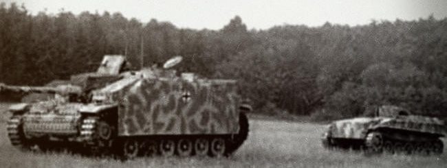 «Командный танк» САУ StuG40 Ausf.G и B-IV Sd.Kfz.301 Ausf.С.